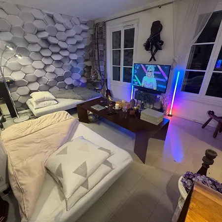 Shared For 2 Male Traveler Under 30s