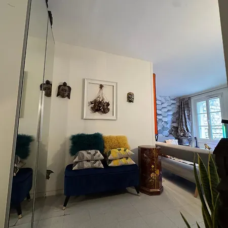 Shared For 2 Male Traveler Under 30s